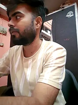 soniriyaa010101 Pertunjukan Webcam