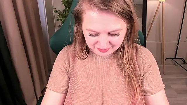 CleoXotie 即時 XXX 聊天