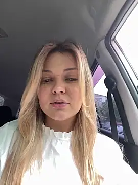 _Lisa_ élő XXX-chatje