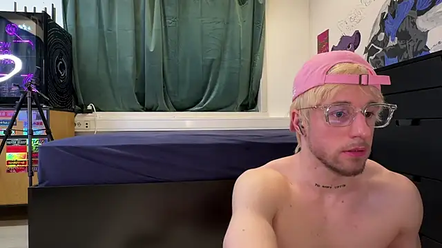 Show modela killa2053 na web-kameri