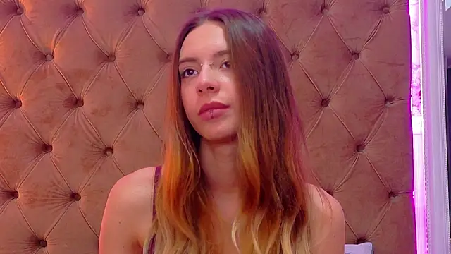 CoraVex Live XXX Chat