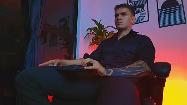 ALPHA_DOMINUS_ Webcam Show