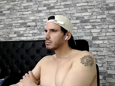 MrTyler667 Webcamshow