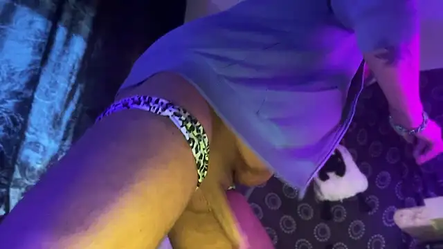 Guyst049 网络视讯表演