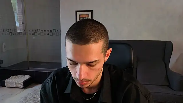 KaydenDrew 即時 XXX 聊天