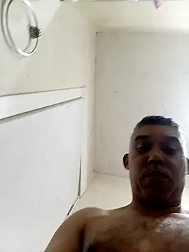 Show modela barateza0724 na web-kameri