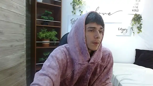 Chat +18 de AmethystShadow17 ao vivo