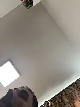 Lover_boy_89 élő XXX-chatje