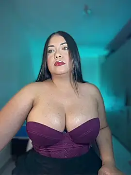 cami_ortiz__ élő XXX-chatje