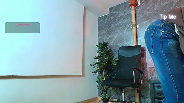 ApoloCruz 网络视讯表演