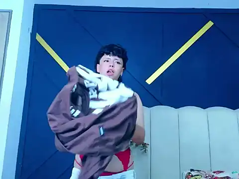 NikiEvanz élő XXX-chatje