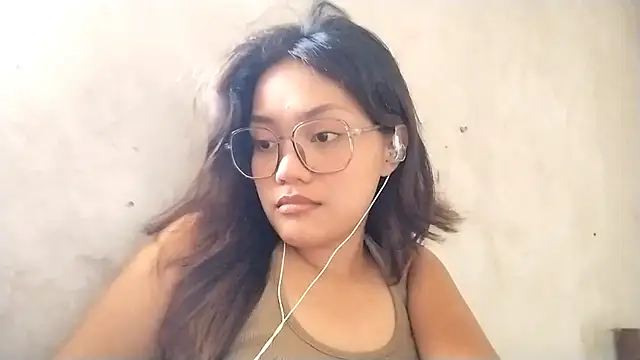 OliviaCarchi 现场XXX聊天