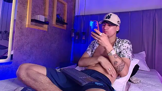 The_BossCrown Webcam show