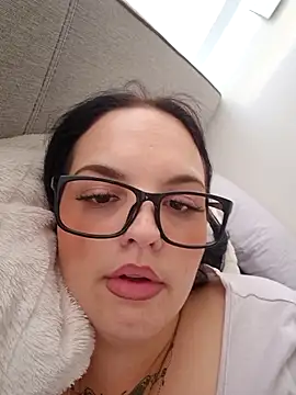 JUJUICY- Live XXX-Chat