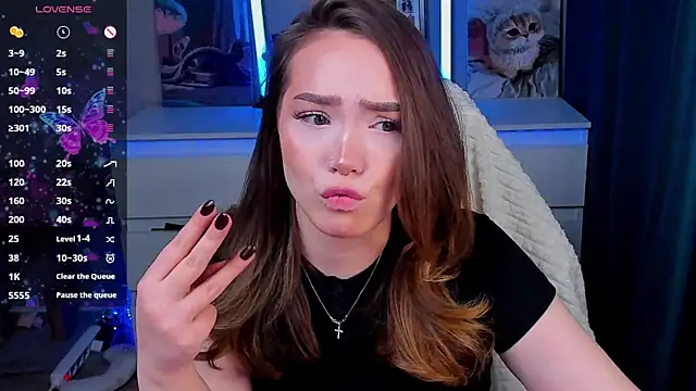 Evia_r0se's Live XXX Chat