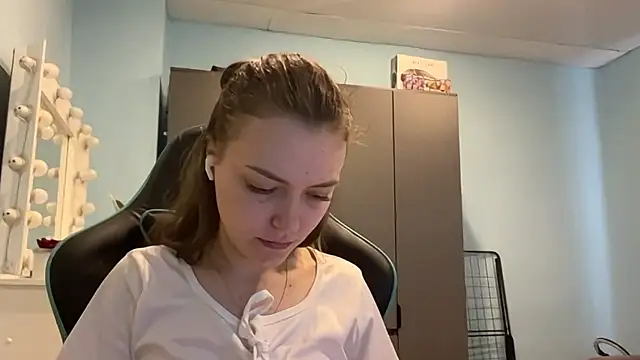 AndreeMerrymanのライブXXXチャット