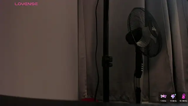 nova_silk live XXX chat