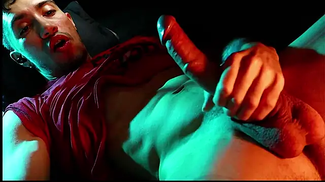 deaconfenix: онлайн-секс-чат