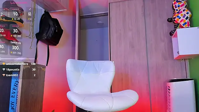 riky_11 在線直播表演