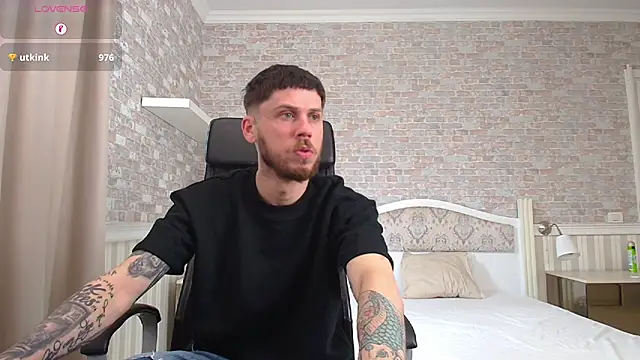 Chat XXX ao vivo de JonahShaw