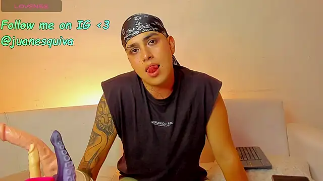 ThomasThundr Live XXX-Chat