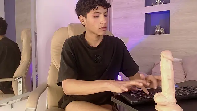 Chat +18 de Velvet_An ao vivo