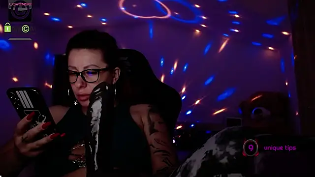 SonyaDevon Chat XXX live