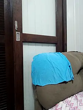 Lupita_sol Adlı Modelin Canlı XXX Sohbeti