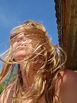 BLONDKICIA1 Pertunjukan Webcam