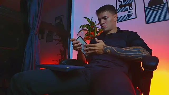 Pokazy przed kamerką – ALPHA_DOMINUS_