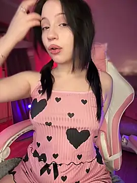 YourLittleDevil élő XXX-chatje