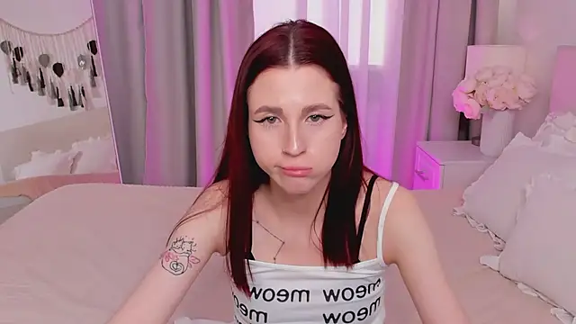 Sonya_Miler élő XXX-chatje