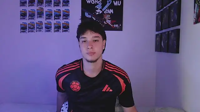 jack_walker190 Show Webcam