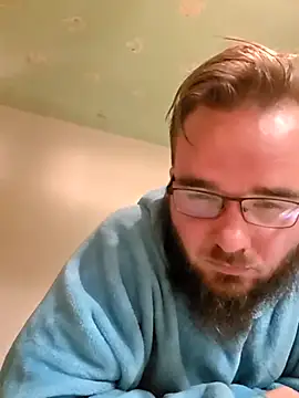 bear8t: онлайн-секс-чат