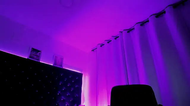 BellaRoge's Live XXX Chat