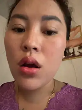 Lina-Naughty Show Webcam