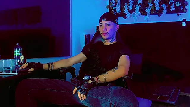 Chatroom XXX en direct de HannibalLester