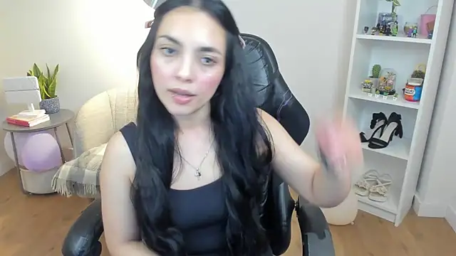 Онлайн чат XXX _BellaEvans_