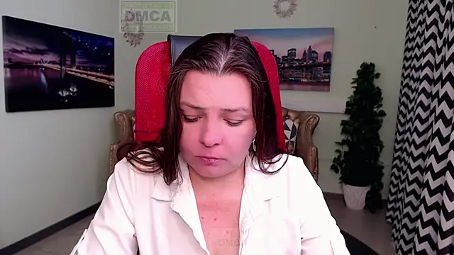 Chat XXX ao vivo de Lily_flower7