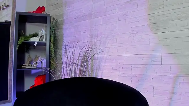 Chat XXX ao vivo de Ivorym00n