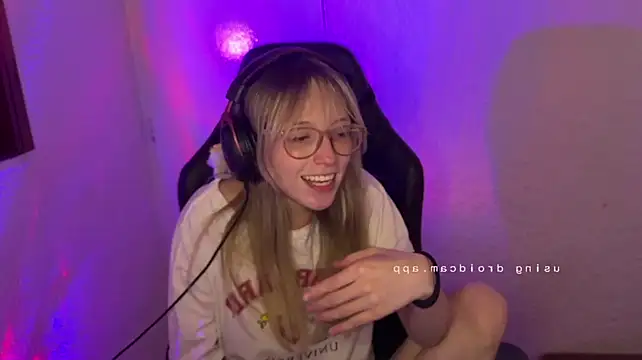 ReenKitty 即時 XXX 聊天