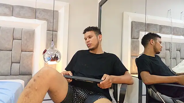 عرض كام NohaBrooks