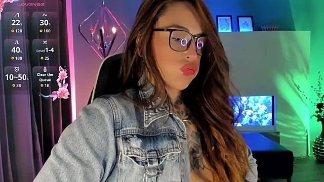 แชท XXX สดของ Megan_inked