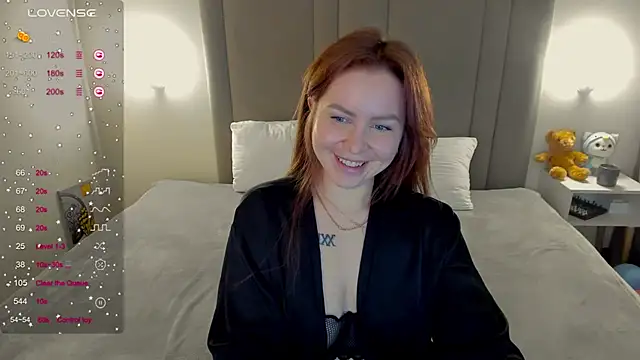 MikaBloom's Live XXX Chat