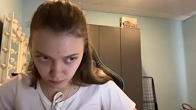 AndreeMerryman 即時 XXX 聊天