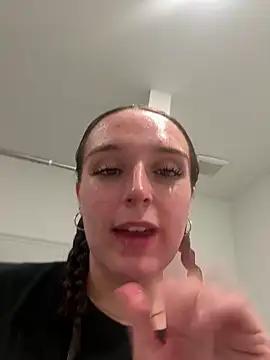 halostar Live XXX Chat