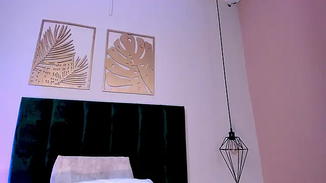 NoraDasilva's Live XXX Chat