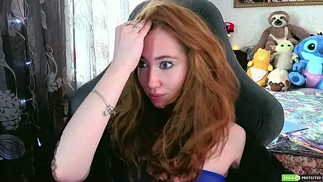 TinaBrook Adlı Modelin Canlı XXX Sohbeti