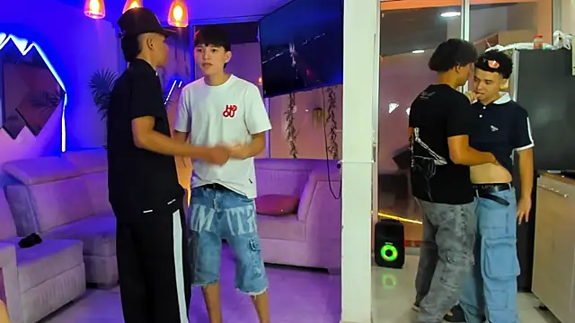 Houseofwarrios Live XXX-chat