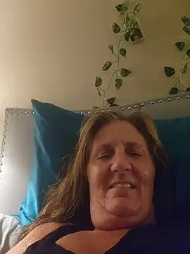 SultrySummer68: απευθείας  συνομιλία ΧΧΧ